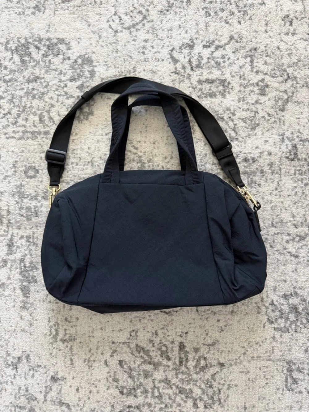 Lululemon On My Level Barrel Duffle Bag 16L